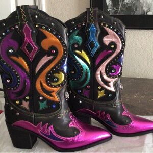 Kurt Geiger London Multicolor Embellished Heeled Cowboy Boots